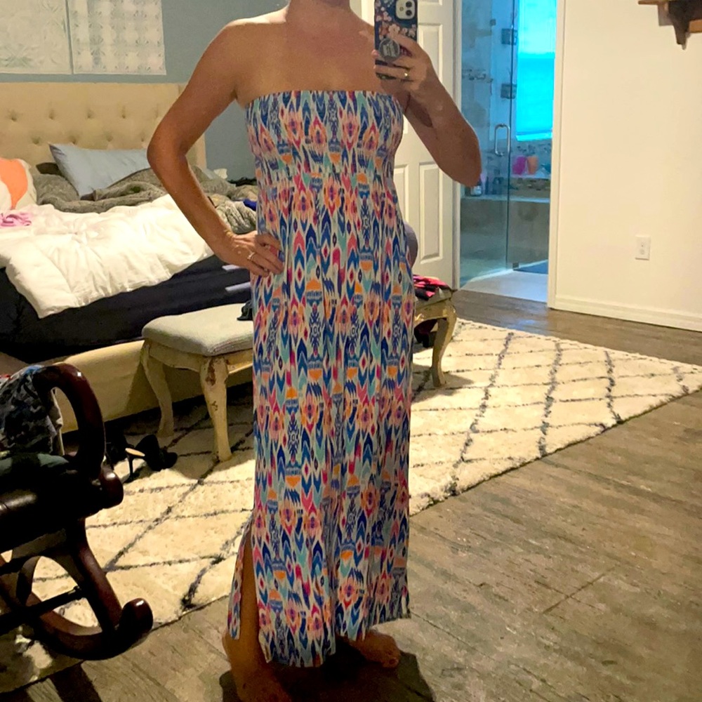 Beautiful Gap Maxi, perfect for summer!